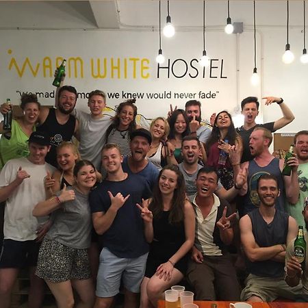 Warm White Hostel Bangkok Dış mekan fotoğraf