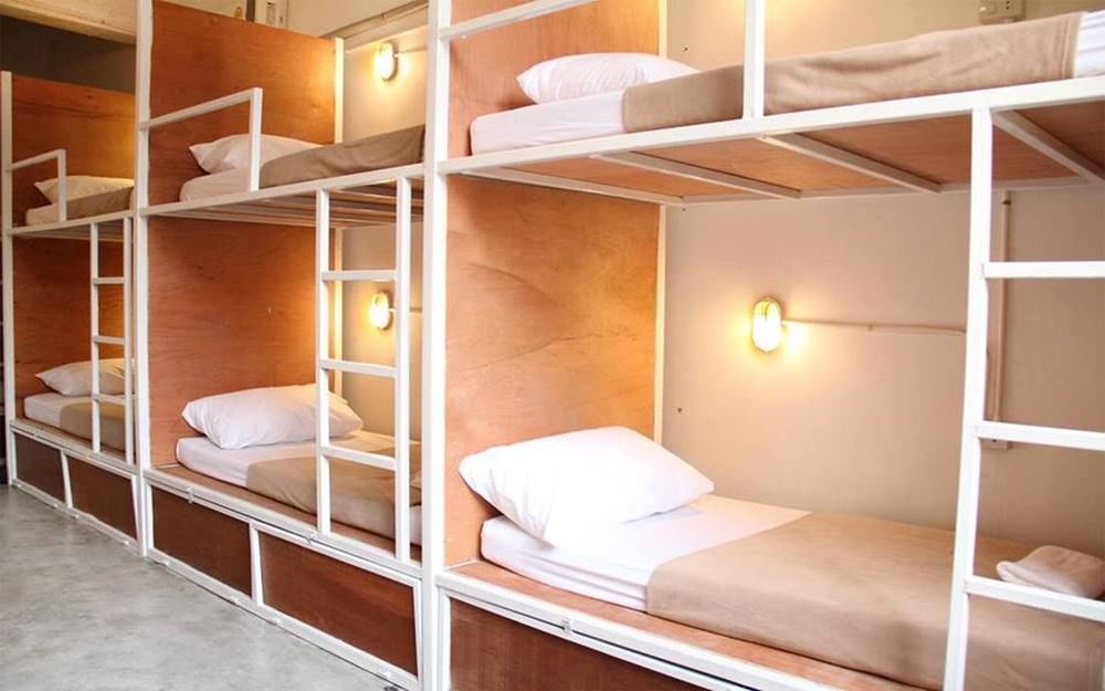 Warm White Hostel Bangkok Dış mekan fotoğraf